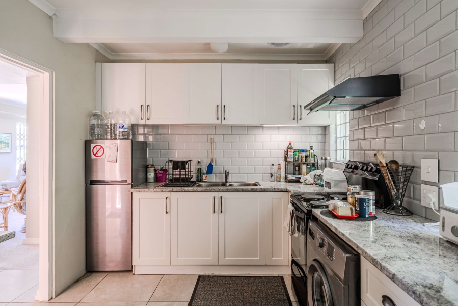 4 Bedroom Property for Sale in Glencairn Heights Western Cape